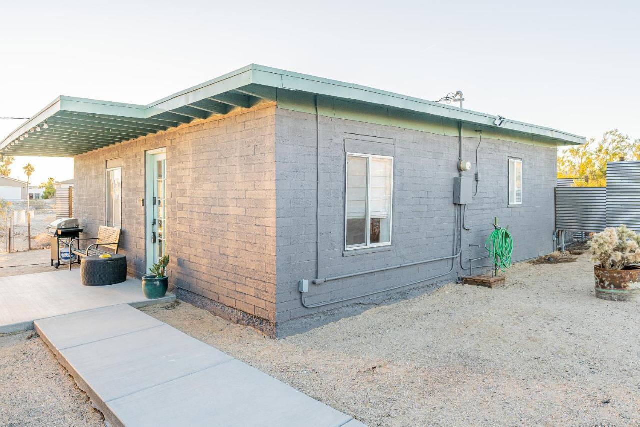 The Cactus Villas at Joshua Tree: Desert Oasis with Pool & Hot Tub Twentynine Palms Exterior photo