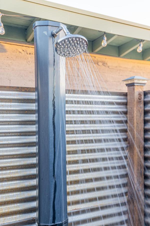 The Cactus Villas at Joshua Tree: Desert Oasis with Pool & Hot Tub Twentynine Palms Exterior photo