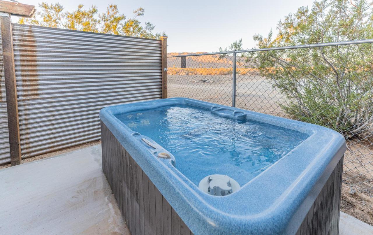The Cactus Villas at Joshua Tree: Desert Oasis with Pool & Hot Tub Twentynine Palms Exterior photo