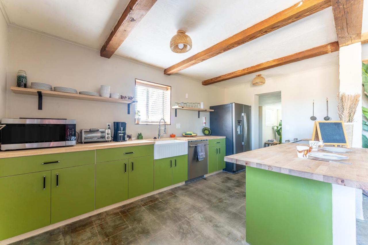 The Cactus Villas at Joshua Tree: Desert Oasis with Pool & Hot Tub Twentynine Palms Exterior photo